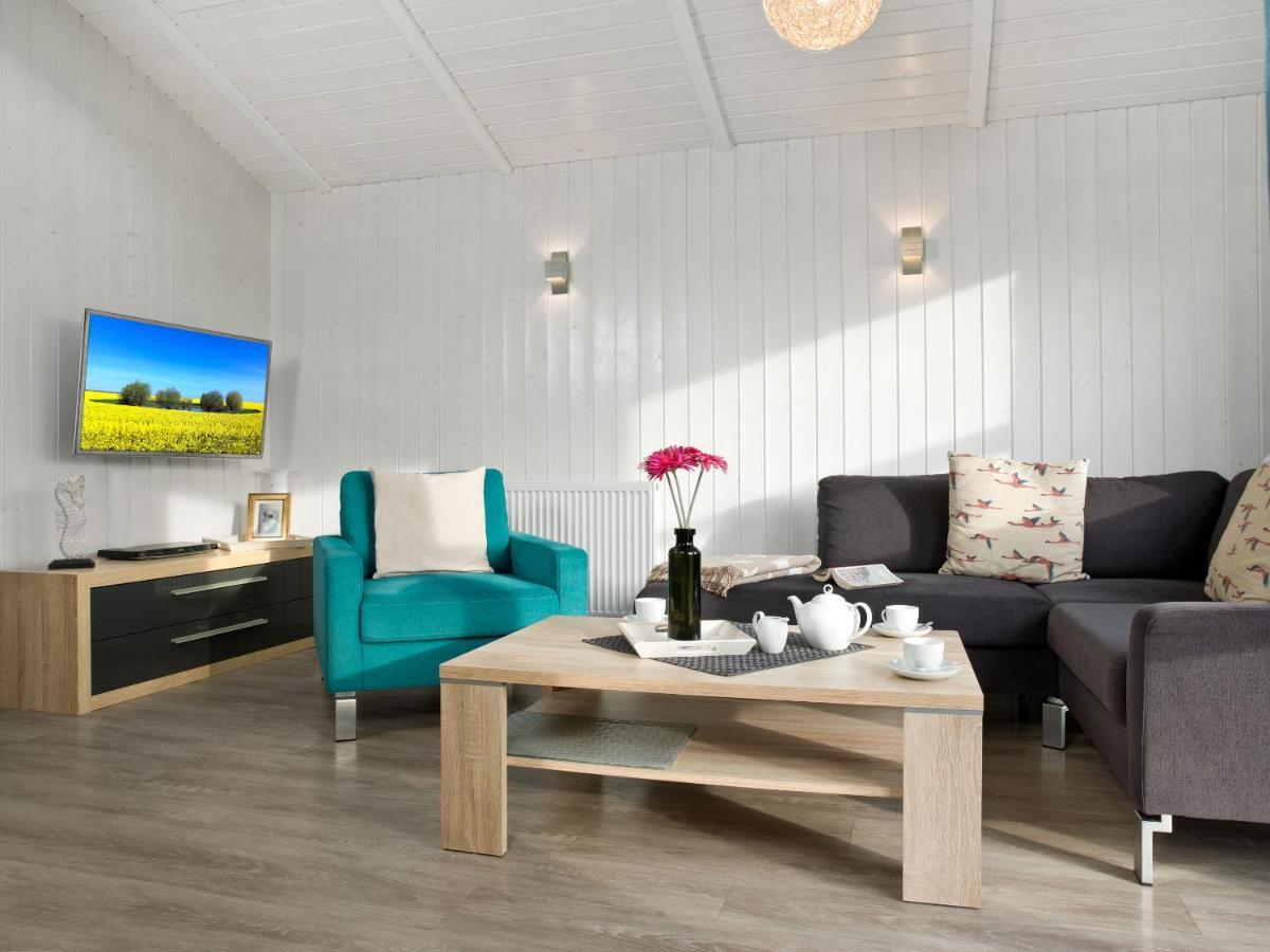 Daenische Ferienhaeuser Am Salzhaff Haus Poseidon 因塞尔波埃尔 外观 照片